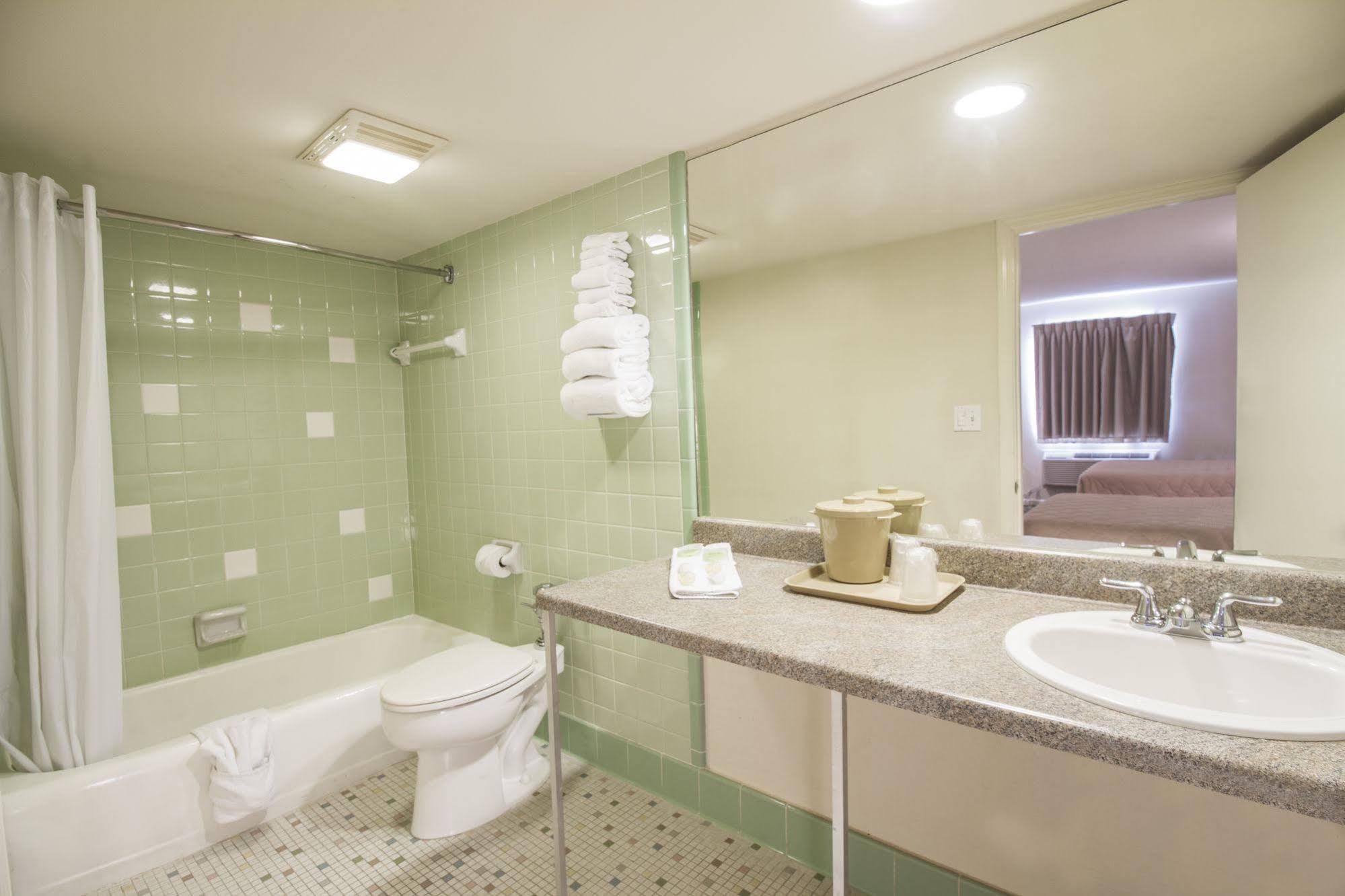 Crescent Palms Motel La Nouvelle-Orléans Extérieur photo